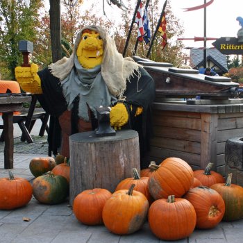 Halloween v Legolandu