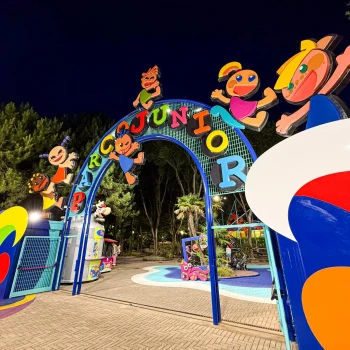 Lignano Sabbiadoro – moře a bazén s tobogány