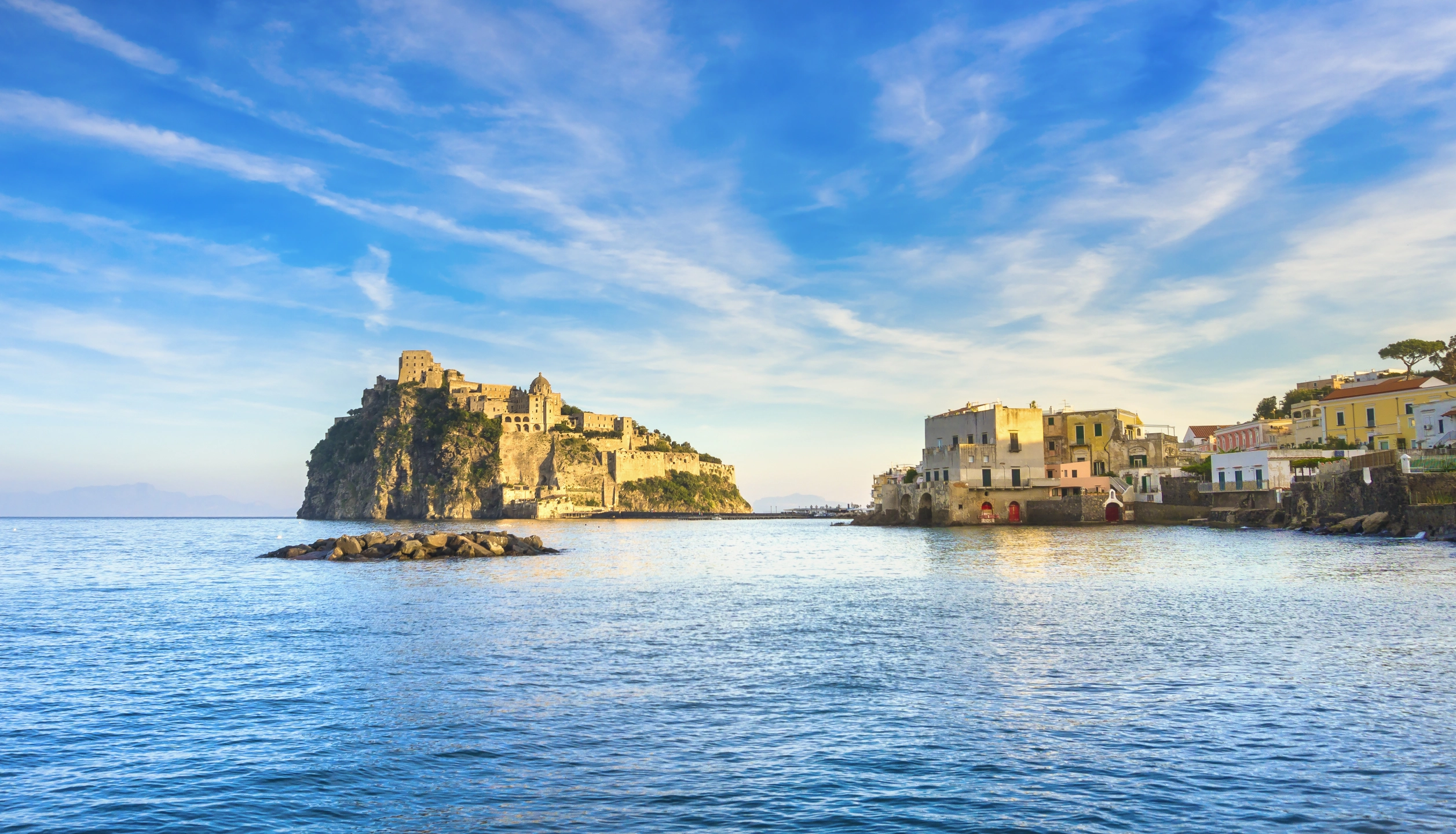 665-neapolsky-zaliv-a-pobrezi-amalfi-28.webp