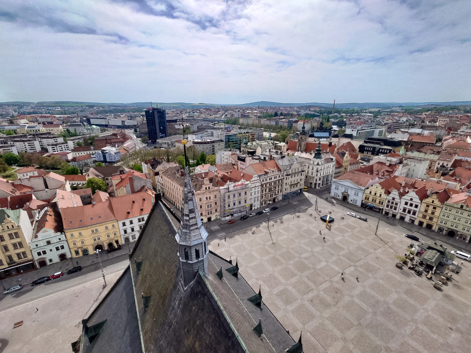 Příběh loutek a kostelní věž