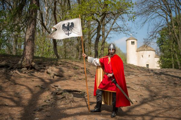 Naše vlast - slavné osobnosti na hoře Říp