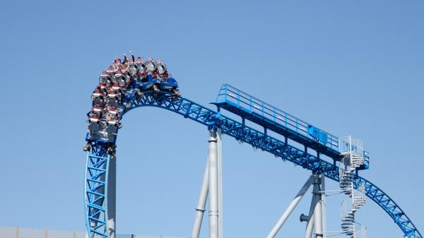 Itálie – koupání v moři a zábavní park Gardaland