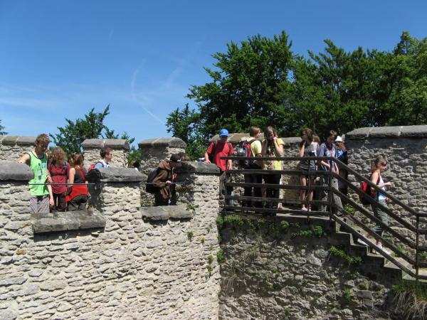 Kokořín a procházka ke Kokořínským pokličkám