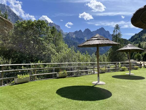 Itálie, Dolomity – hory, bazén a sportoviště