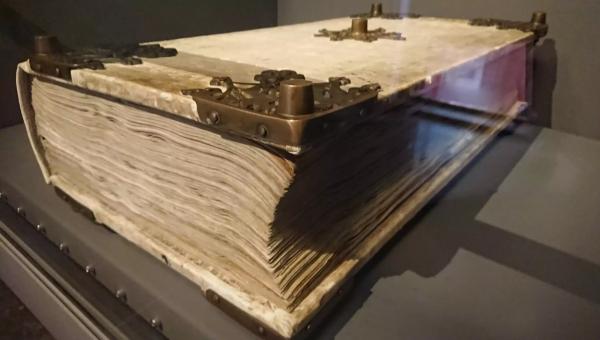 Stockholm, Ďáblova bible, losí farma a Velká bažina