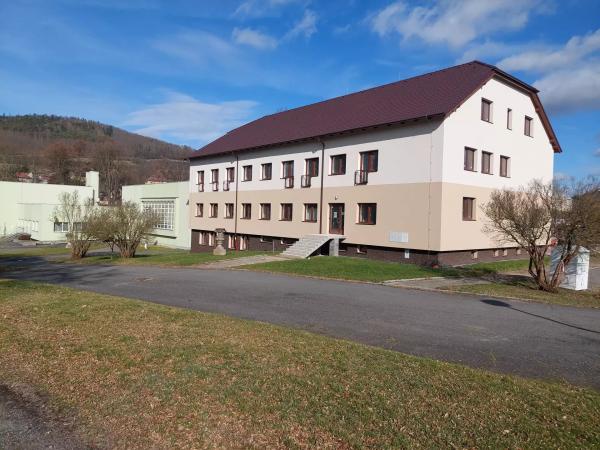 Hotel Manětín