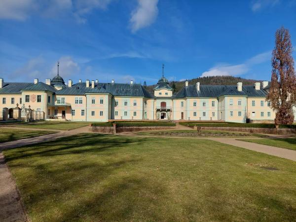 Hotel Manětín