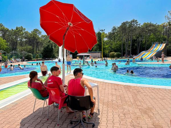Lignano Sabbiadoro – moře a bazén s tobogány