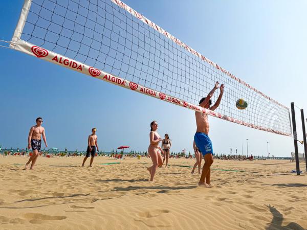 Lignano Sabbiadoro – moře a bazén s tobogány