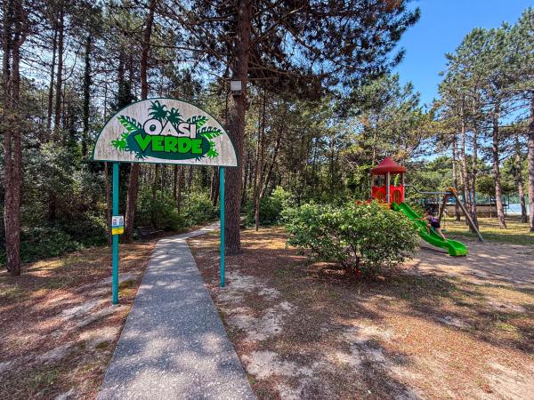 Lignano Sabbiadoro – moře a bazén s tobogány