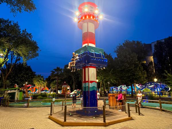 Lignano Sabbiadoro – moře a bazén s tobogány